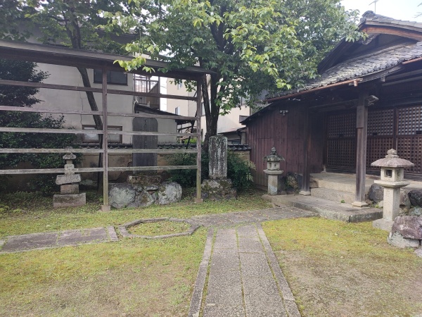 Higashimuki Kannon-ji, le temple gardien de Kitano Tenmangu