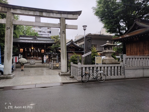 Le sanctuaire Shitaya-jinja, doyen des Inari de Tokyo